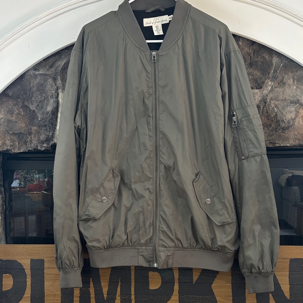 H&M L.O.G.G. Men’s Olive Green Bomber Jacket size XL